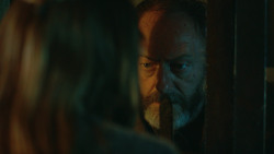 extant_GameOfThrones_3x04-KissedByFire_4294