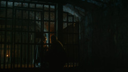 extant_GameOfThrones_3x04-KissedByFire_4296