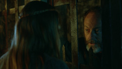 extant_GameOfThrones_3x04-KissedByFire_4324