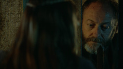 extant_GameOfThrones_3x04-KissedByFire_4335