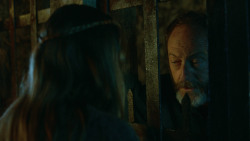 extant_GameOfThrones_3x04-KissedByFire_4352