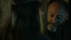 extant_GameOfThrones_3x04-KissedByFire_4366