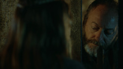 extant_GameOfThrones_3x04-KissedByFire_4368