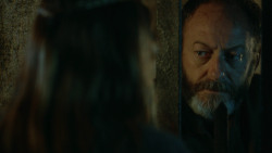 extant_GameOfThrones_3x04-KissedByFire_4370