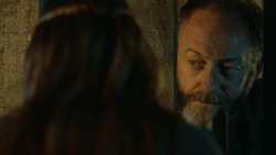 extant_GameOfThrones_3x04-KissedByFire_4391