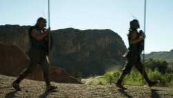 extant_GameOfThrones_3x04-KissedByFire_4410