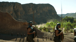 extant_GameOfThrones_3x04-KissedByFire_4416