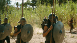 extant_GameOfThrones_3x04-KissedByFire_4459