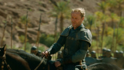 extant_GameOfThrones_3x04-KissedByFire_4470