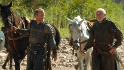 extant_GameOfThrones_3x04-KissedByFire_4496