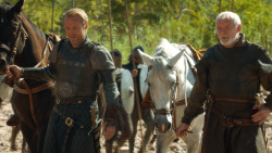 extant_GameOfThrones_3x04-KissedByFire_4499