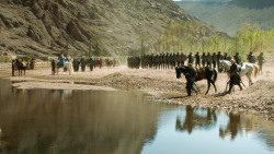 extant_GameOfThrones_3x04-KissedByFire_4501