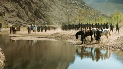 extant_GameOfThrones_3x04-KissedByFire_4504