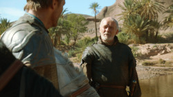 extant_GameOfThrones_3x04-KissedByFire_4518
