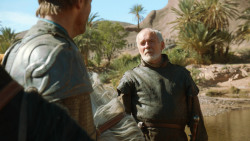 extant_GameOfThrones_3x04-KissedByFire_4524