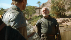 extant_GameOfThrones_3x04-KissedByFire_4525