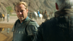 extant_GameOfThrones_3x04-KissedByFire_4533