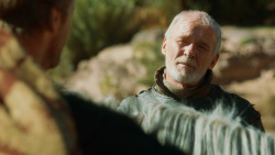 extant_GameOfThrones_3x04-KissedByFire_4537