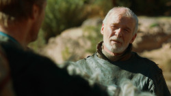 extant_GameOfThrones_3x04-KissedByFire_4538