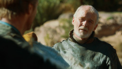 extant_GameOfThrones_3x04-KissedByFire_4539