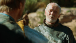 extant_GameOfThrones_3x04-KissedByFire_4541