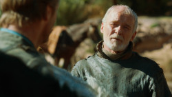 extant_GameOfThrones_3x04-KissedByFire_4545