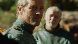 extant_GameOfThrones_3x04-KissedByFire_4555
