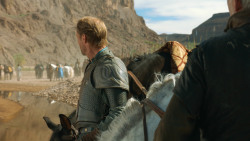 extant_GameOfThrones_3x04-KissedByFire_4565