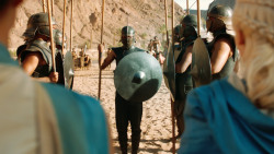 extant_GameOfThrones_3x04-KissedByFire_4608