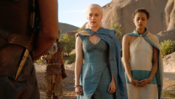 extant_GameOfThrones_3x04-KissedByFire_4634