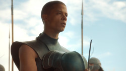 extant_GameOfThrones_3x04-KissedByFire_4636