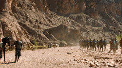 extant_GameOfThrones_3x04-KissedByFire_4757