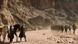 extant_GameOfThrones_3x04-KissedByFire_4762