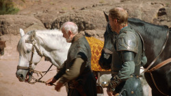 extant_GameOfThrones_3x04-KissedByFire_4787