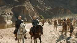 extant_GameOfThrones_3x04-KissedByFire_4809