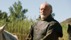 extant_GameOfThrones_3x04-KissedByFire_4851