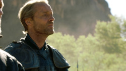 extant_GameOfThrones_3x04-KissedByFire_4864