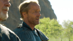 extant_GameOfThrones_3x04-KissedByFire_4880