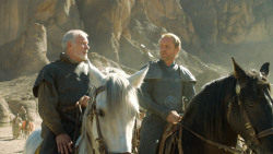 extant_GameOfThrones_3x04-KissedByFire_4895