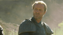 extant_GameOfThrones_3x04-KissedByFire_4899
