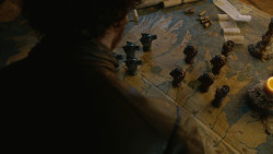 extant_GameOfThrones_3x04-KissedByFire_4937
