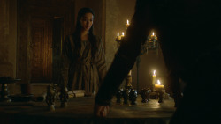 extant_GameOfThrones_3x04-KissedByFire_4977