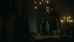 extant_GameOfThrones_3x04-KissedByFire_4978
