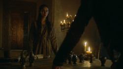 extant_GameOfThrones_3x04-KissedByFire_4987