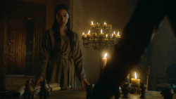 extant_GameOfThrones_3x04-KissedByFire_4997