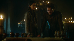extant_GameOfThrones_3x04-KissedByFire_5014