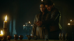 extant_GameOfThrones_3x04-KissedByFire_5078