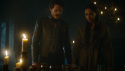 extant_GameOfThrones_3x04-KissedByFire_5107