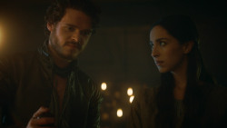 extant_GameOfThrones_3x04-KissedByFire_5132
