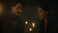 extant_GameOfThrones_3x04-KissedByFire_5136